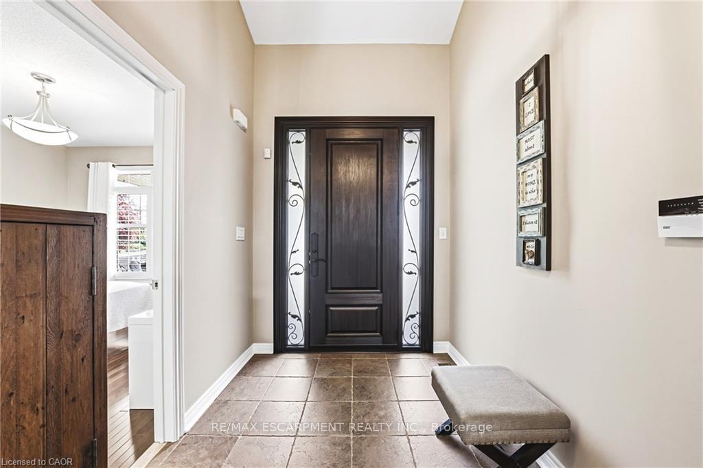 Photo 5 of 2178 Berwick Drive, Burlington, Rose — HOMEH