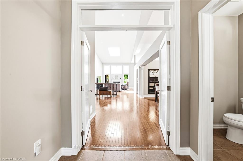 Photo 6 of 2178 Berwick Drive, Burlington, Rose — HOMEH