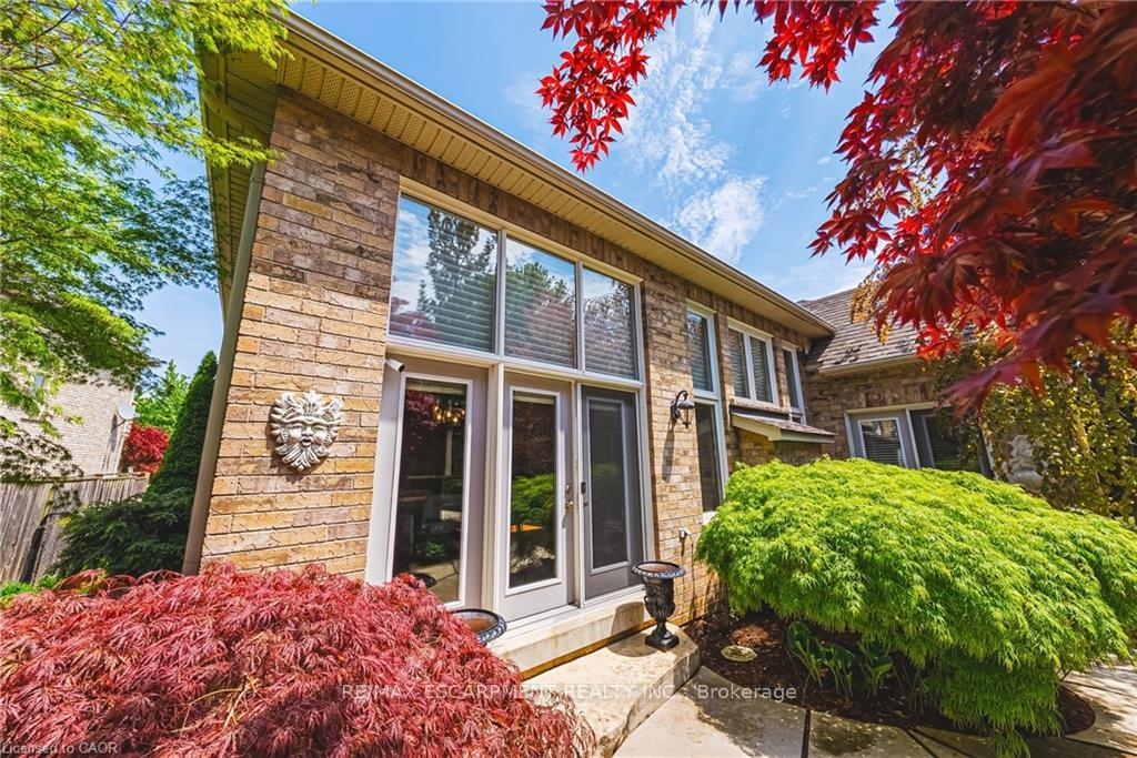 Photo 36 of 2178 Berwick Drive, Burlington, Rose — HOMEH