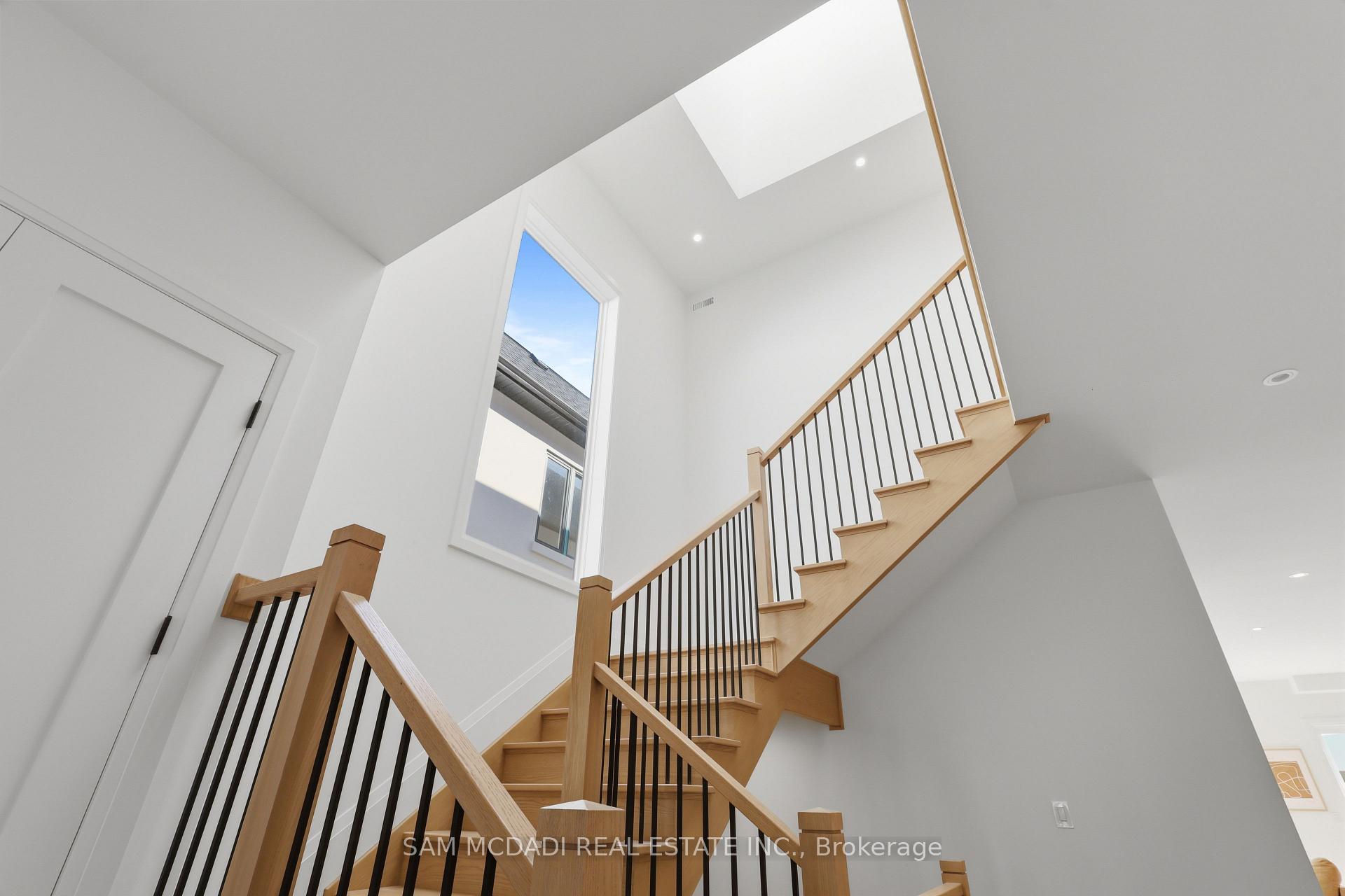 Photo 16 of 2354 Eighth Line, Oakville, Wedgewood Creek — HOMEH