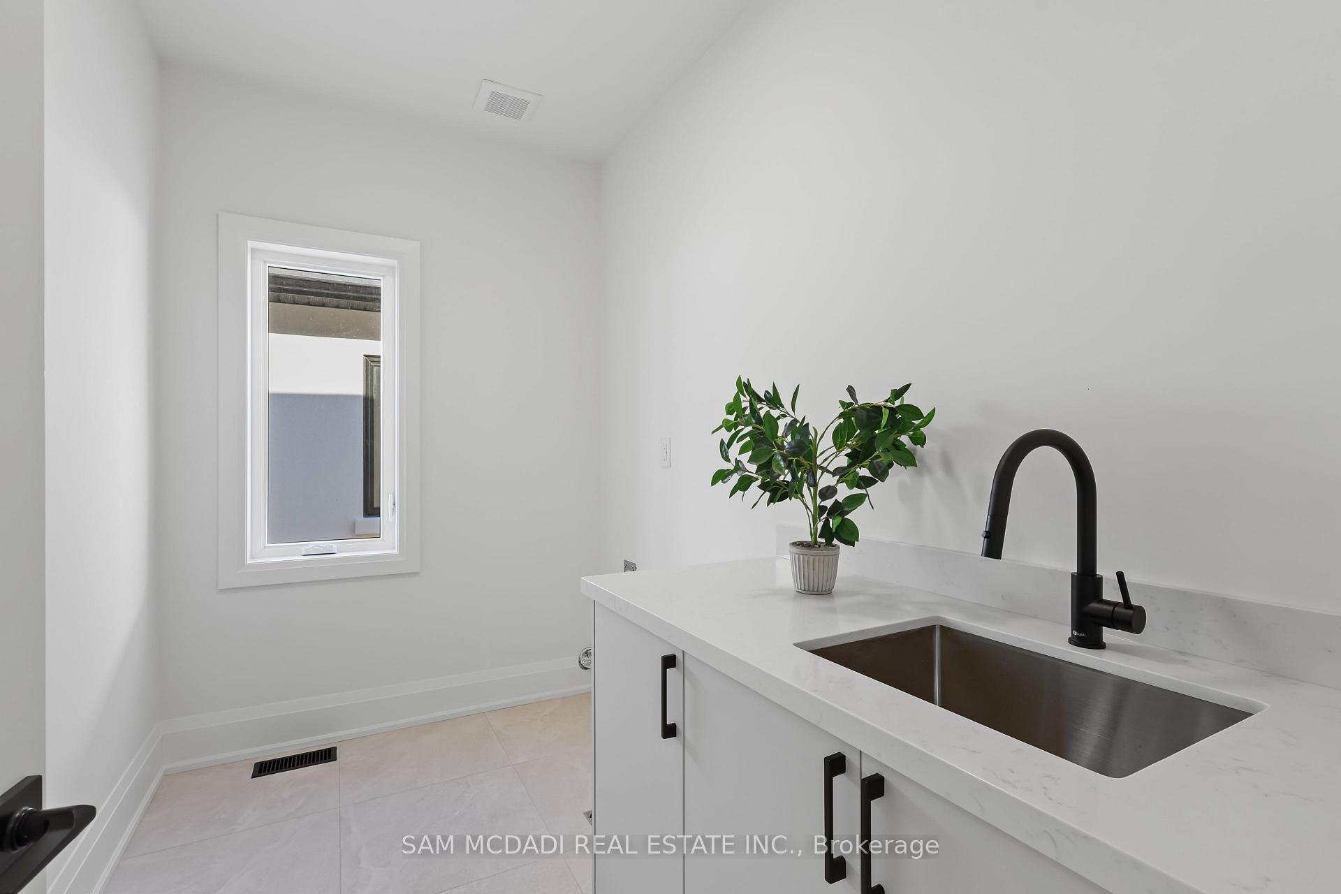 Photo 31 of 2354 Eighth Line, Oakville, Wedgewood Creek — HOMEH