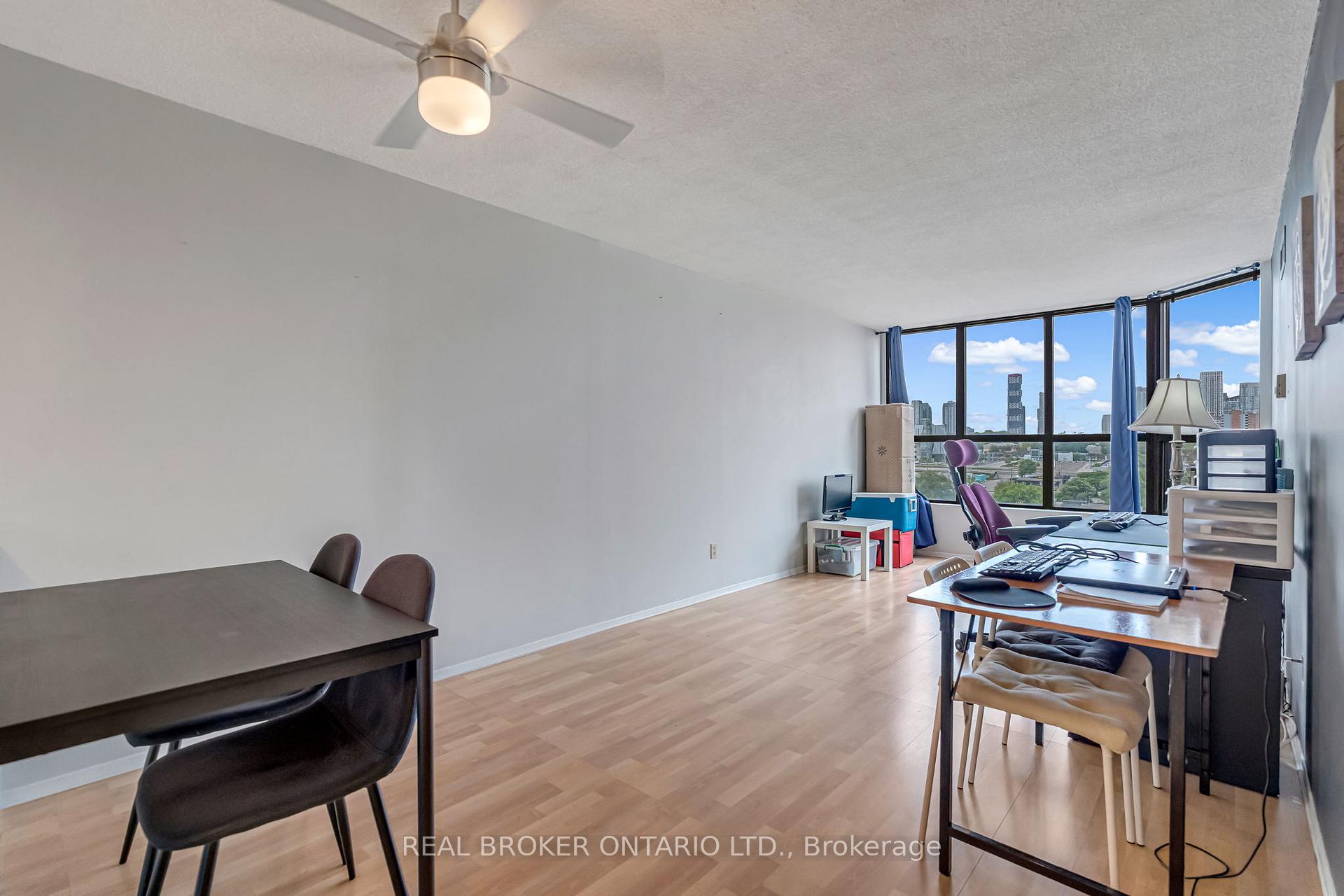 Photo 9 of Unit 903, 25 Agnes Street, Mississauga, Cooksville — HOMEH