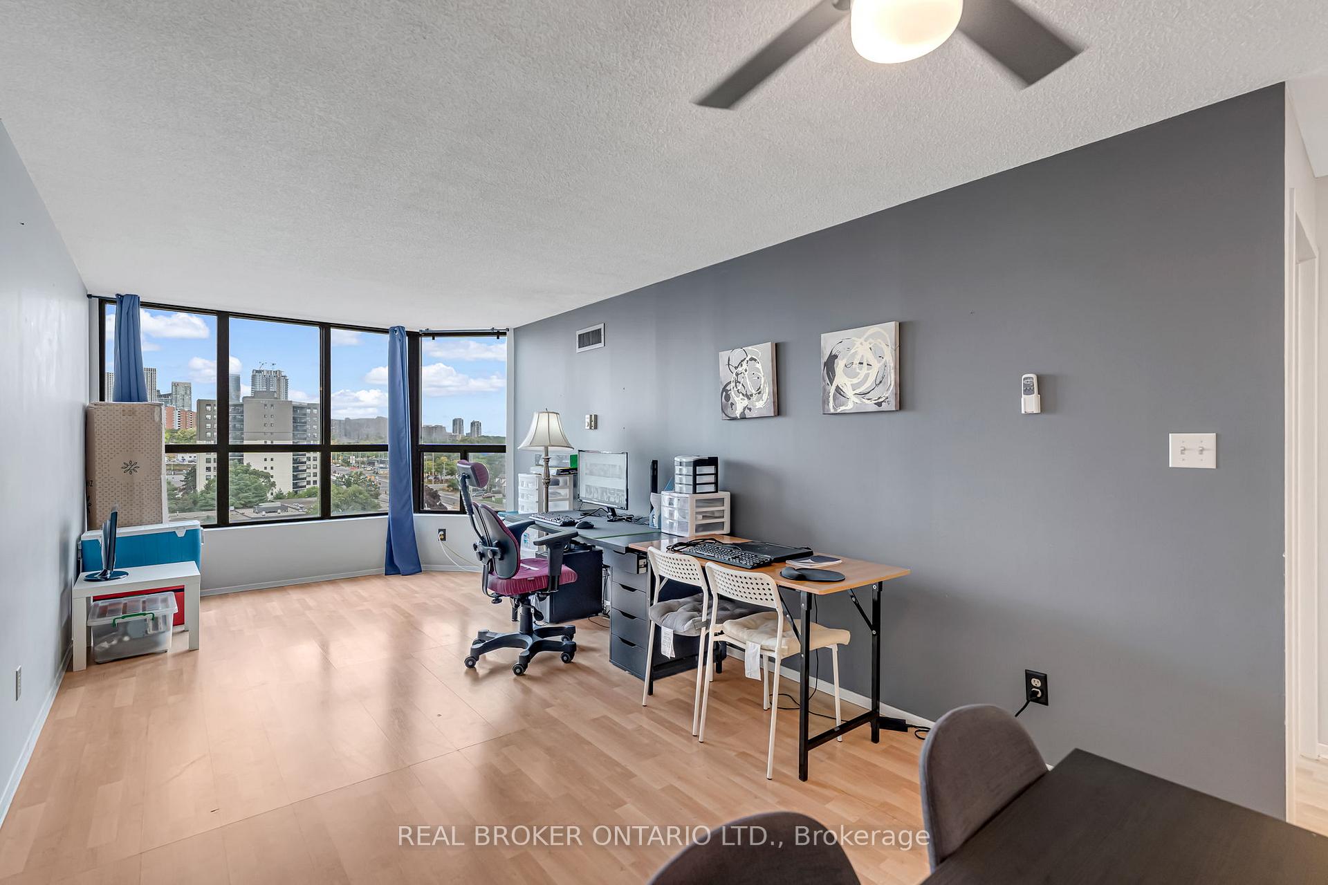Photo 11 of Unit 903, 25 Agnes Street, Mississauga, Cooksville — HOMEH