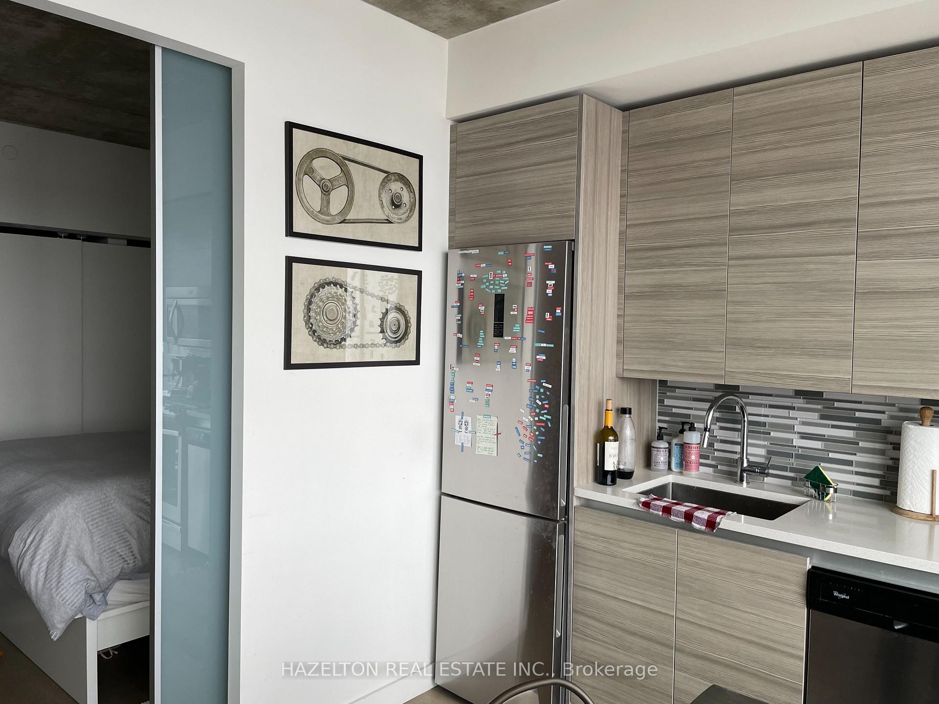 Photo 14 of Unit 1404, 111 Bathurst Street, Toronto, Waterfront Communities — HOMEH