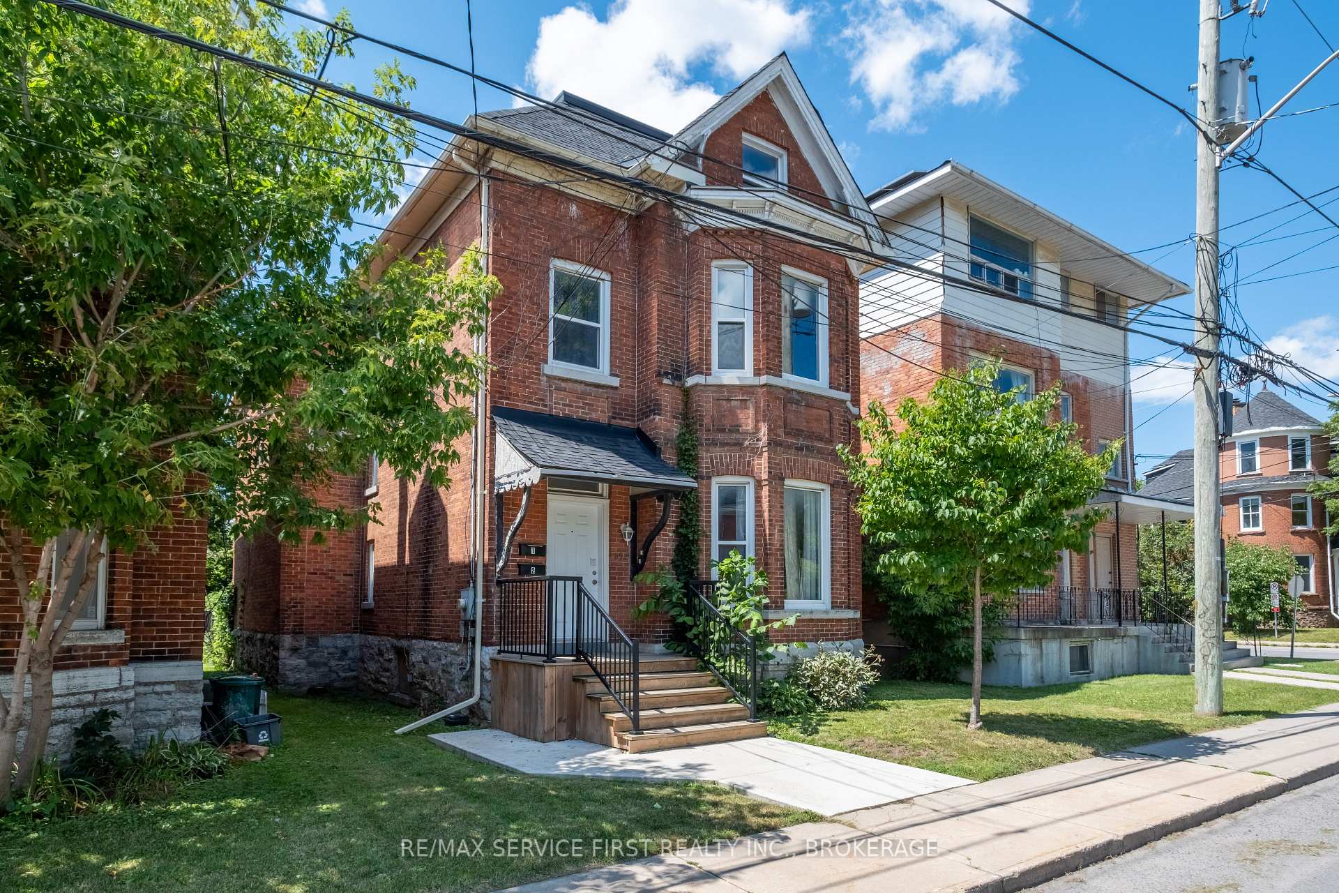 Photo 1 of 392 Alfred Street, Kingston, East of Sir John A. Blvd — HOMEH