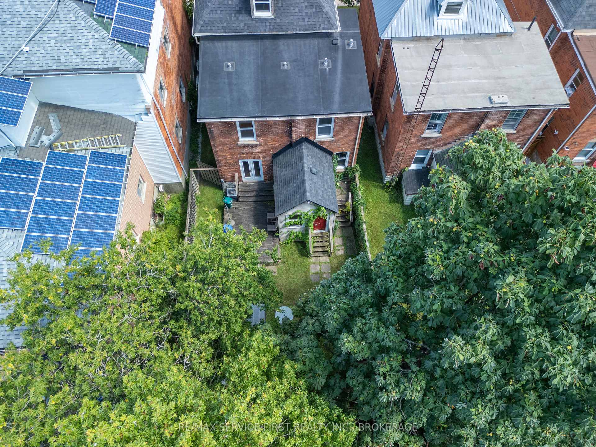 Photo 11 of 392 Alfred Street, Kingston, East of Sir John A. Blvd — HOMEH