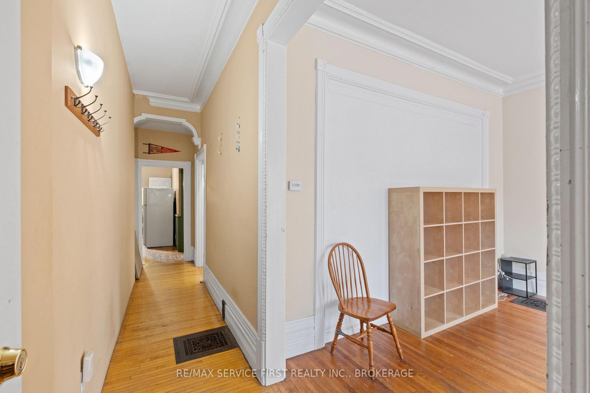 Photo 16 of 392 Alfred Street, Kingston, East of Sir John A. Blvd — HOMEH