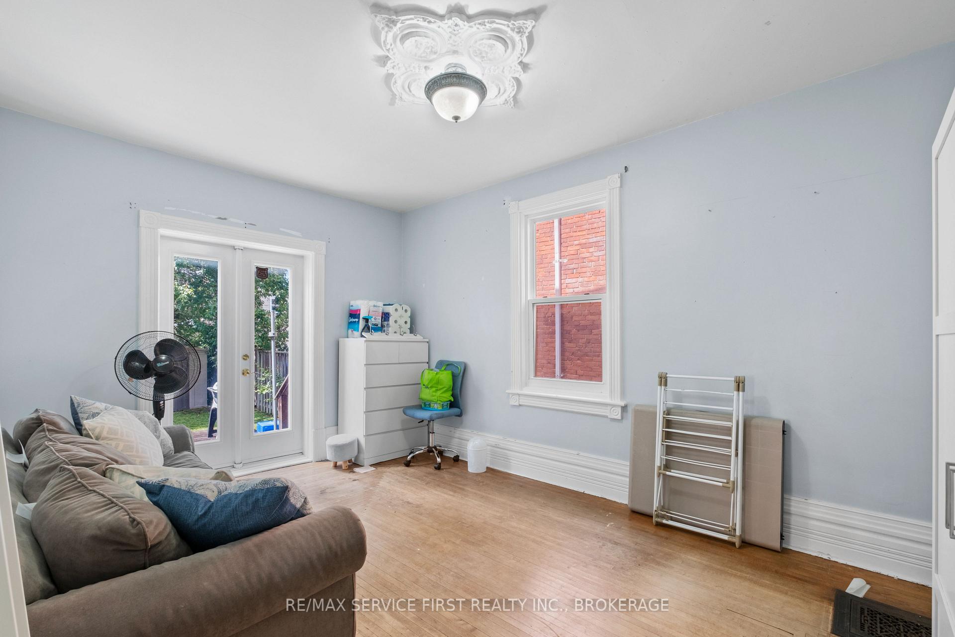 Photo 24 of 392 Alfred Street, Kingston, East of Sir John A. Blvd — HOMEH