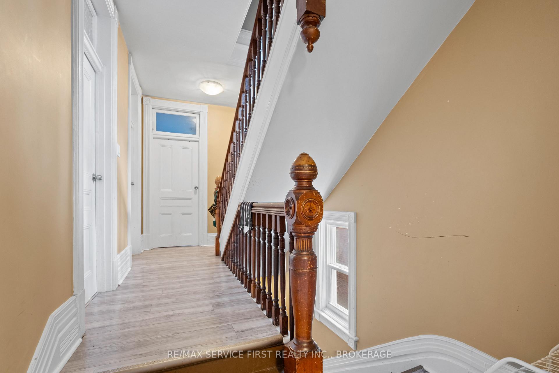Photo 31 of 392 Alfred Street, Kingston, East of Sir John A. Blvd — HOMEH