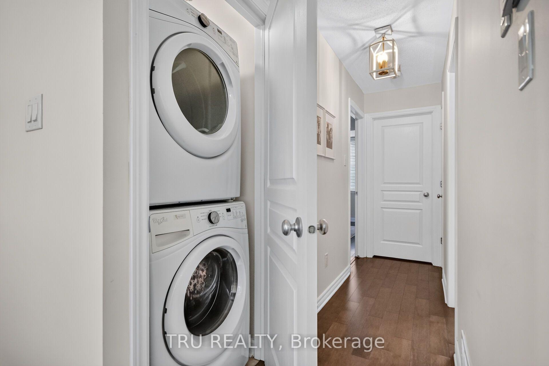 Photo 8 of Unit B, 1032 Beryl Private, Ottawa, Riverside South/Gloucester Glen — HOMEH