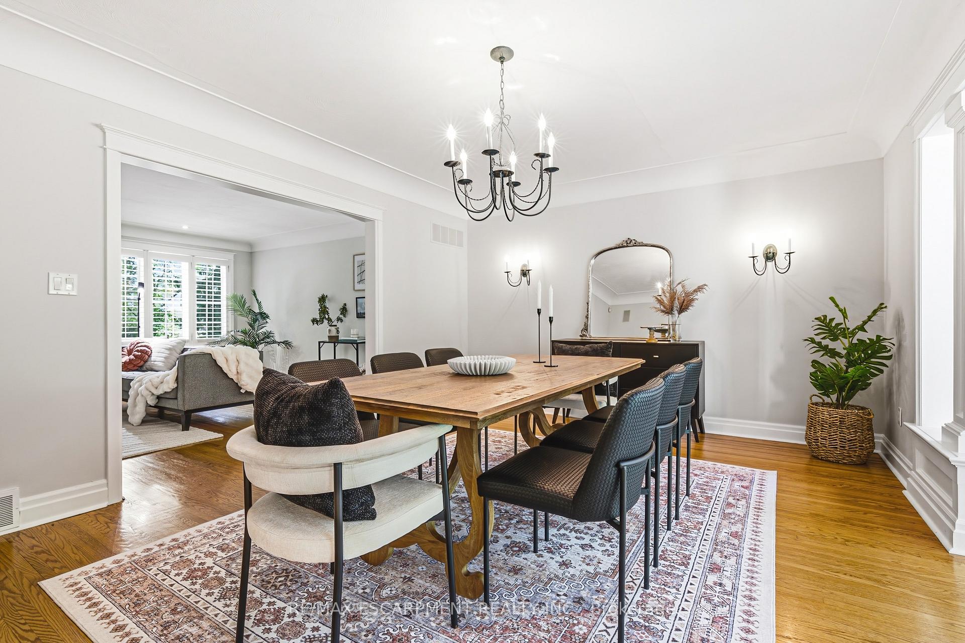 Photo 21 of 7 Colonial Crescent, Oakville, Morrison — HOMEH