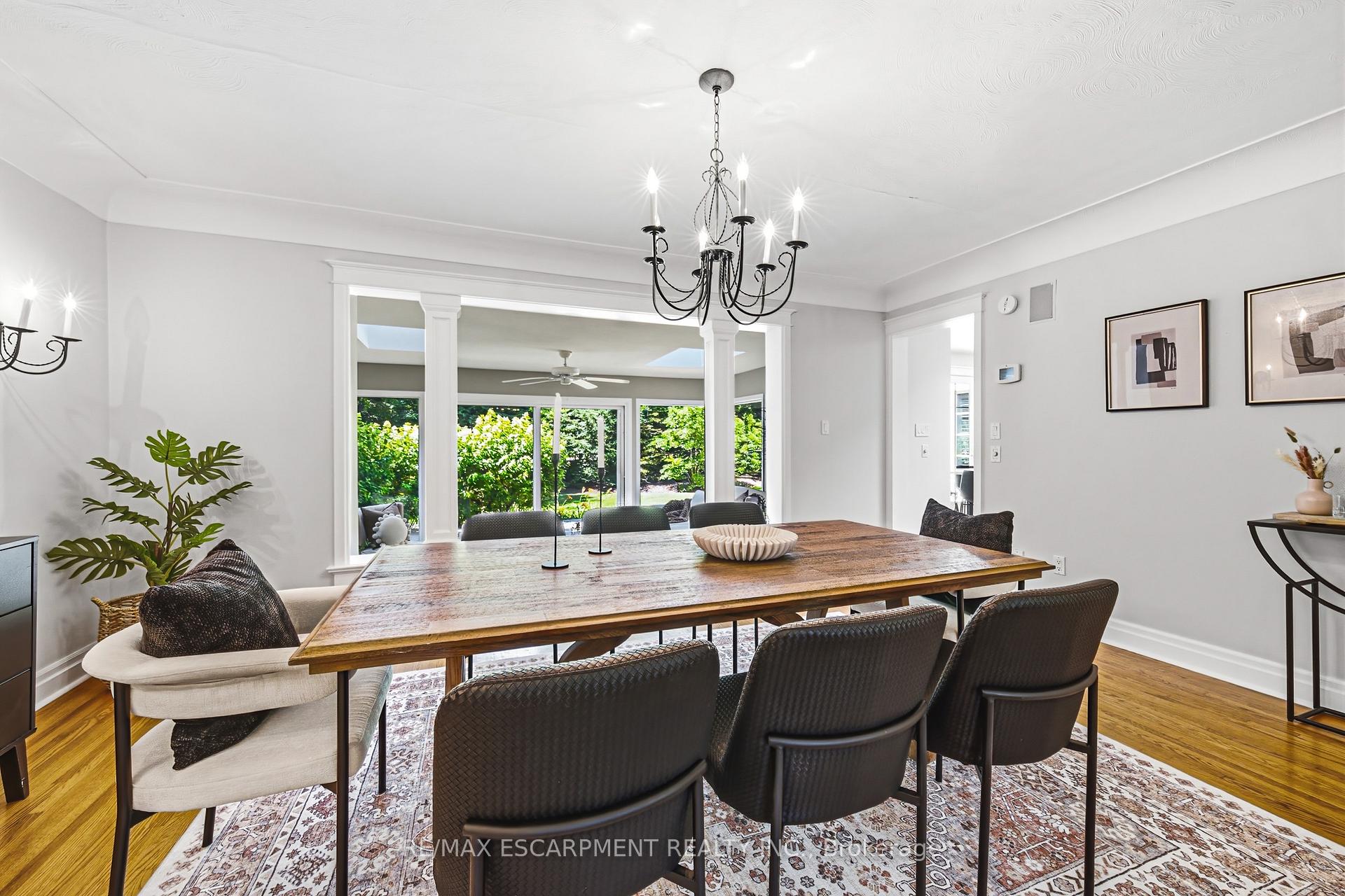 Photo 22 of 7 Colonial Crescent, Oakville, Morrison — HOMEH