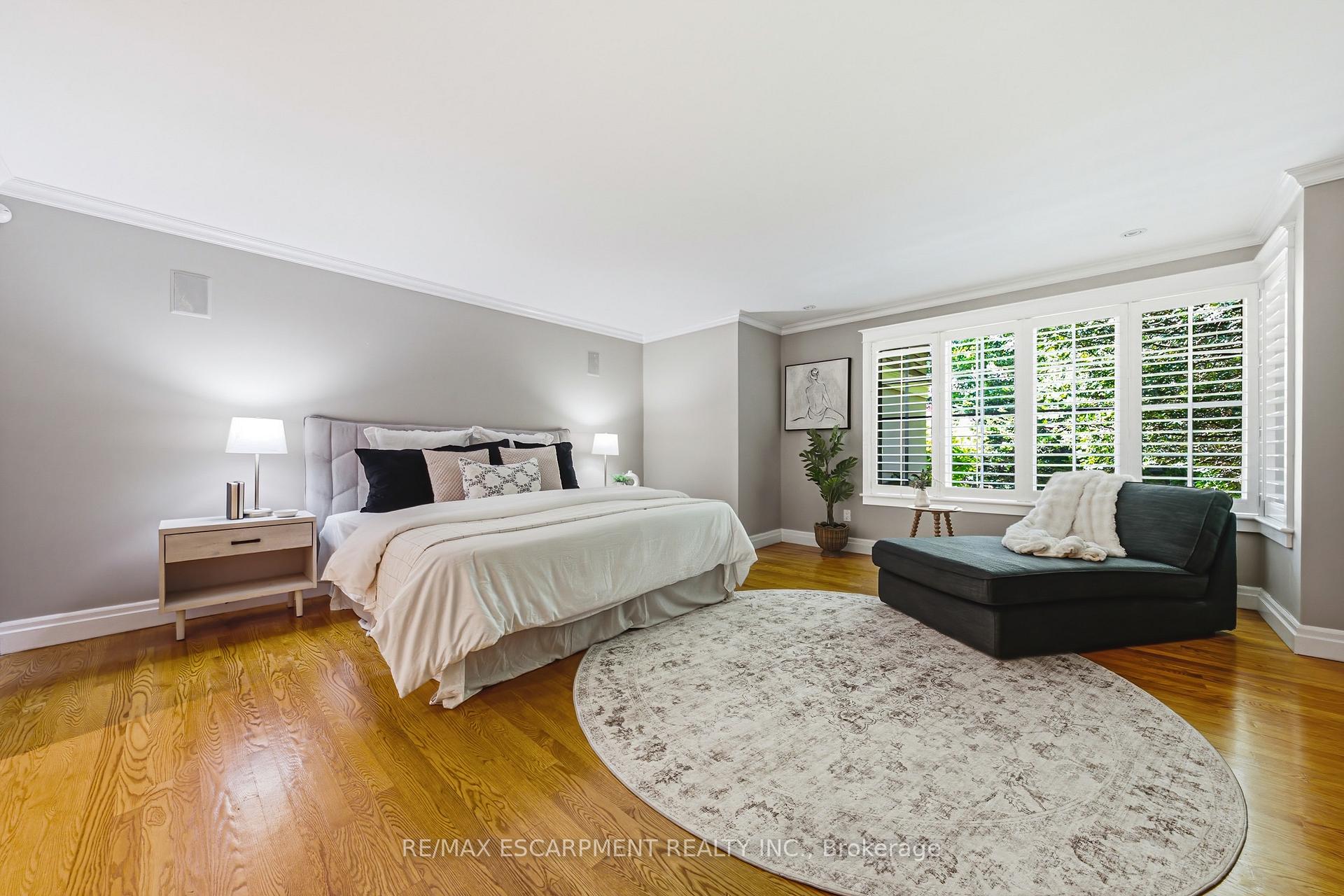 Photo 26 of 7 Colonial Crescent, Oakville, Morrison — HOMEH