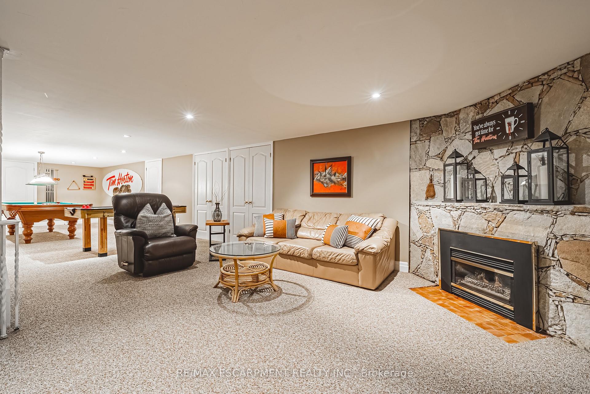 Photo 39 of 7 Colonial Crescent, Oakville, Morrison — HOMEH