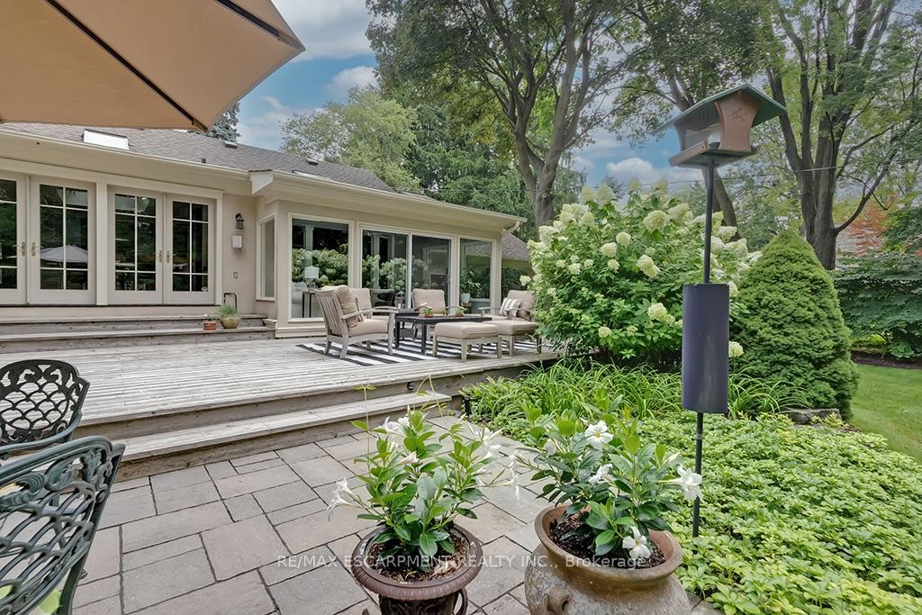 Photo 44 of 7 Colonial Crescent, Oakville, Morrison — HOMEH
