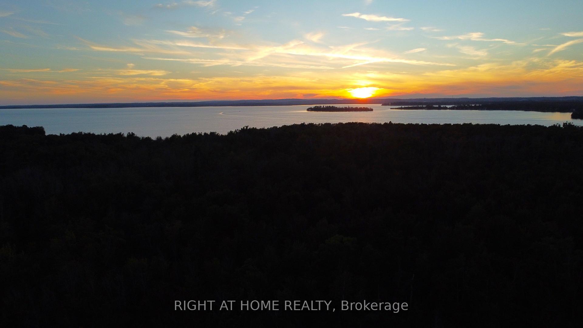 Photo 37 of 4041 Glen Cedar Drive, Ramara, Rural Ramara — HOMEH