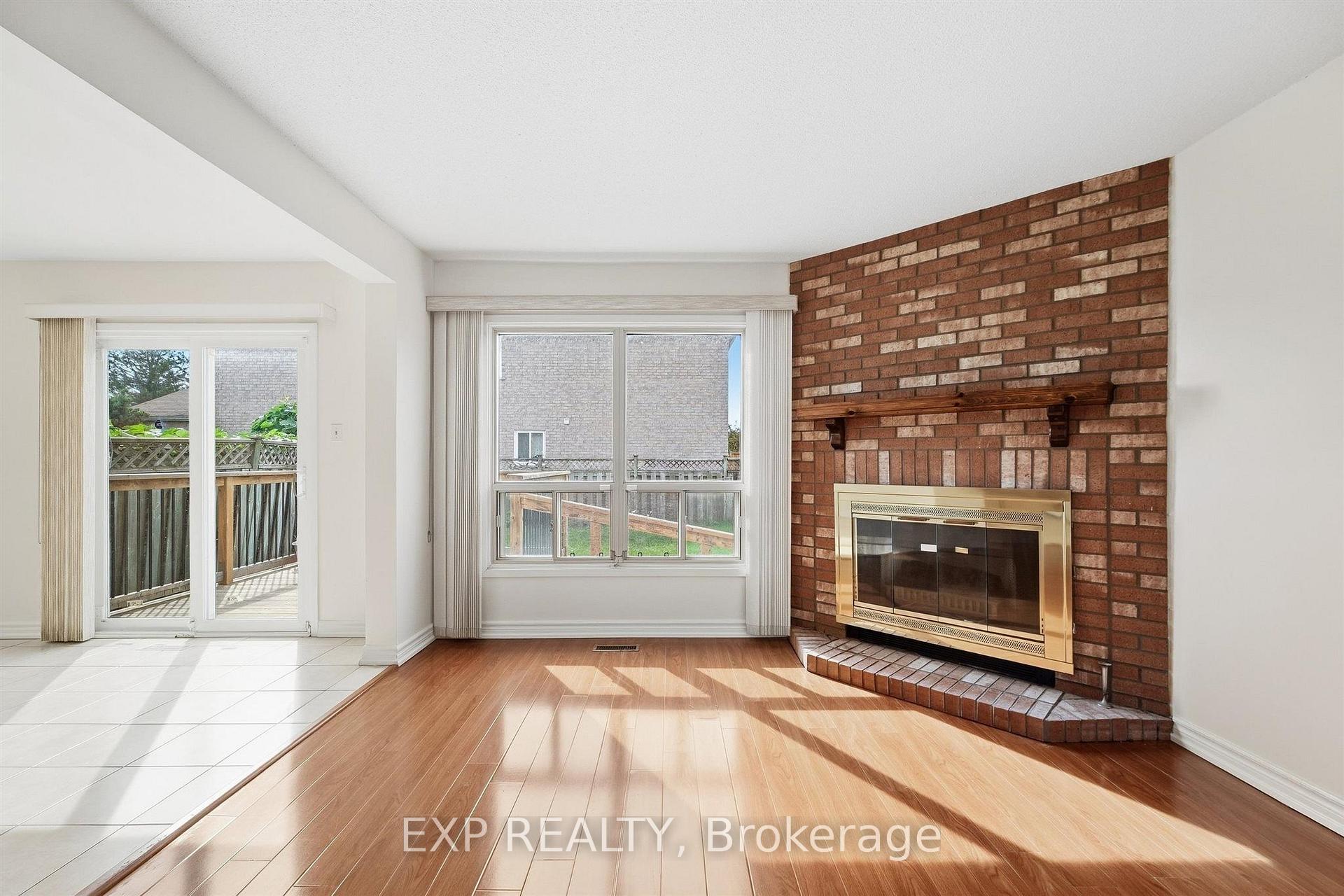 Photo 19 of 55 James Edward Drive, Markham, Middlefield — HOMEH