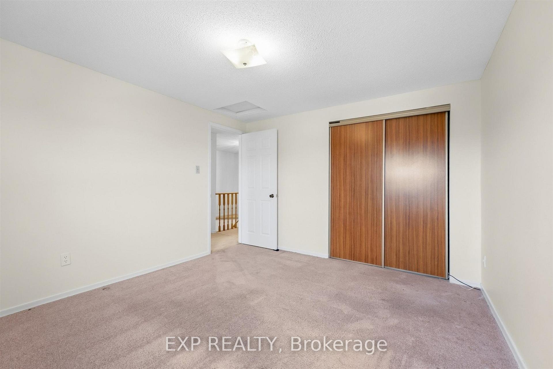Photo 31 of 55 James Edward Drive, Markham, Middlefield — HOMEH