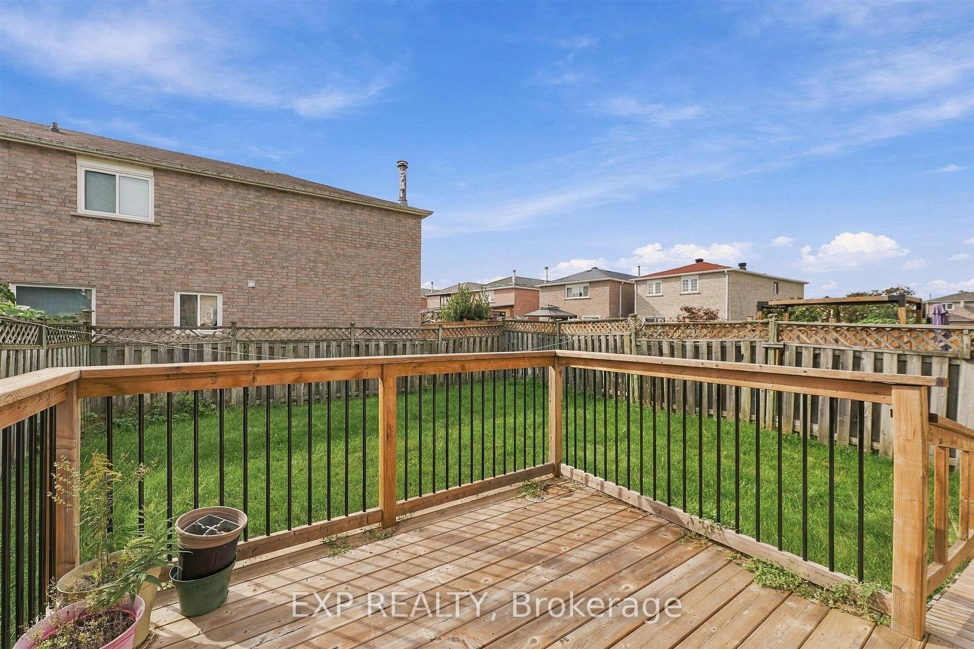 Photo 38 of 55 James Edward Drive, Markham, Middlefield — HOMEH