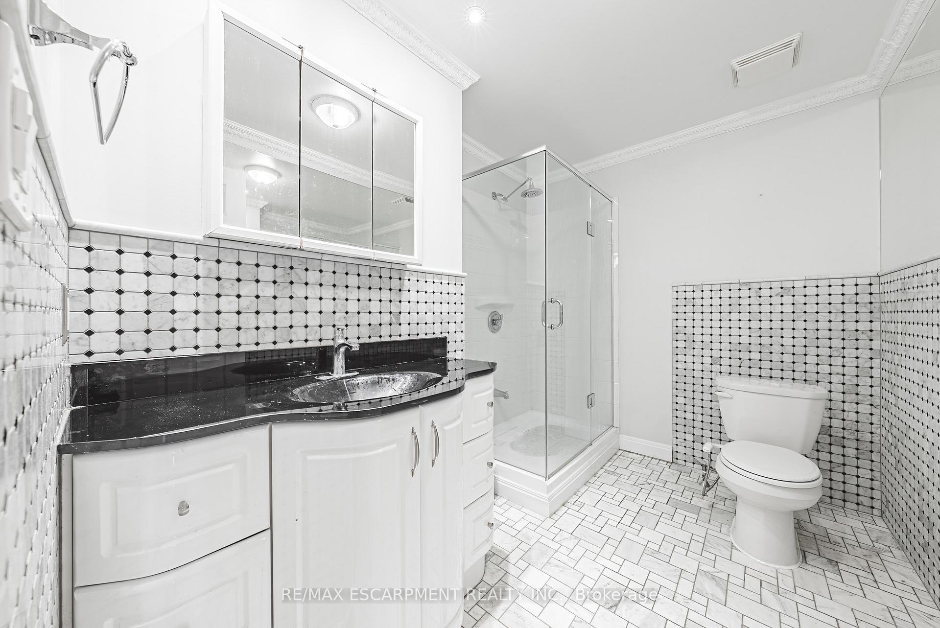 Photo 19 of Unit C, 2116 Prospect Street, Burlington, Brant — HOMEH