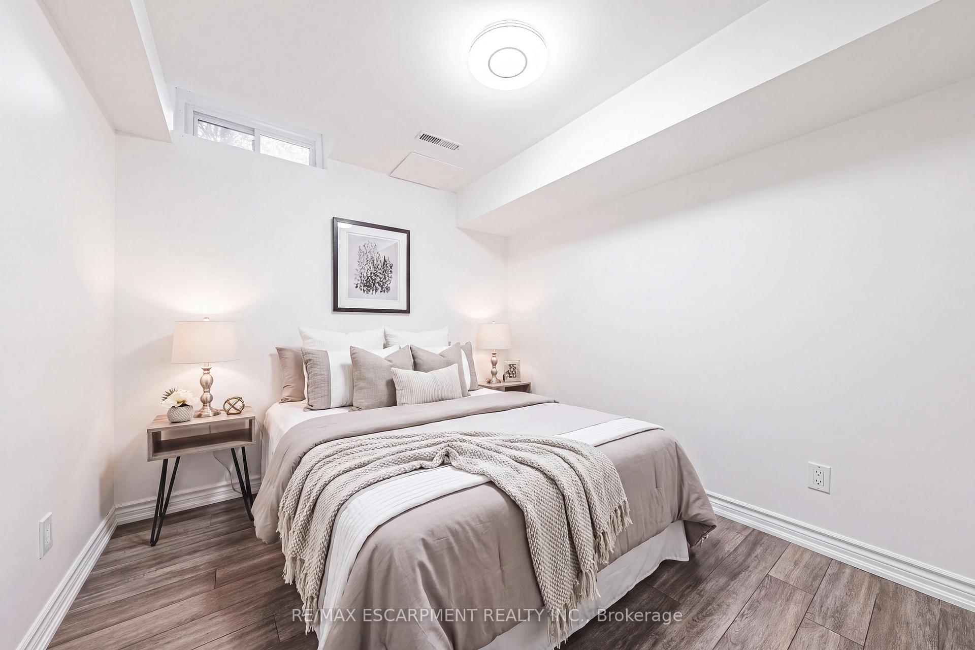 Photo 30 of Unit C, 2116 Prospect Street, Burlington, Brant — HOMEH