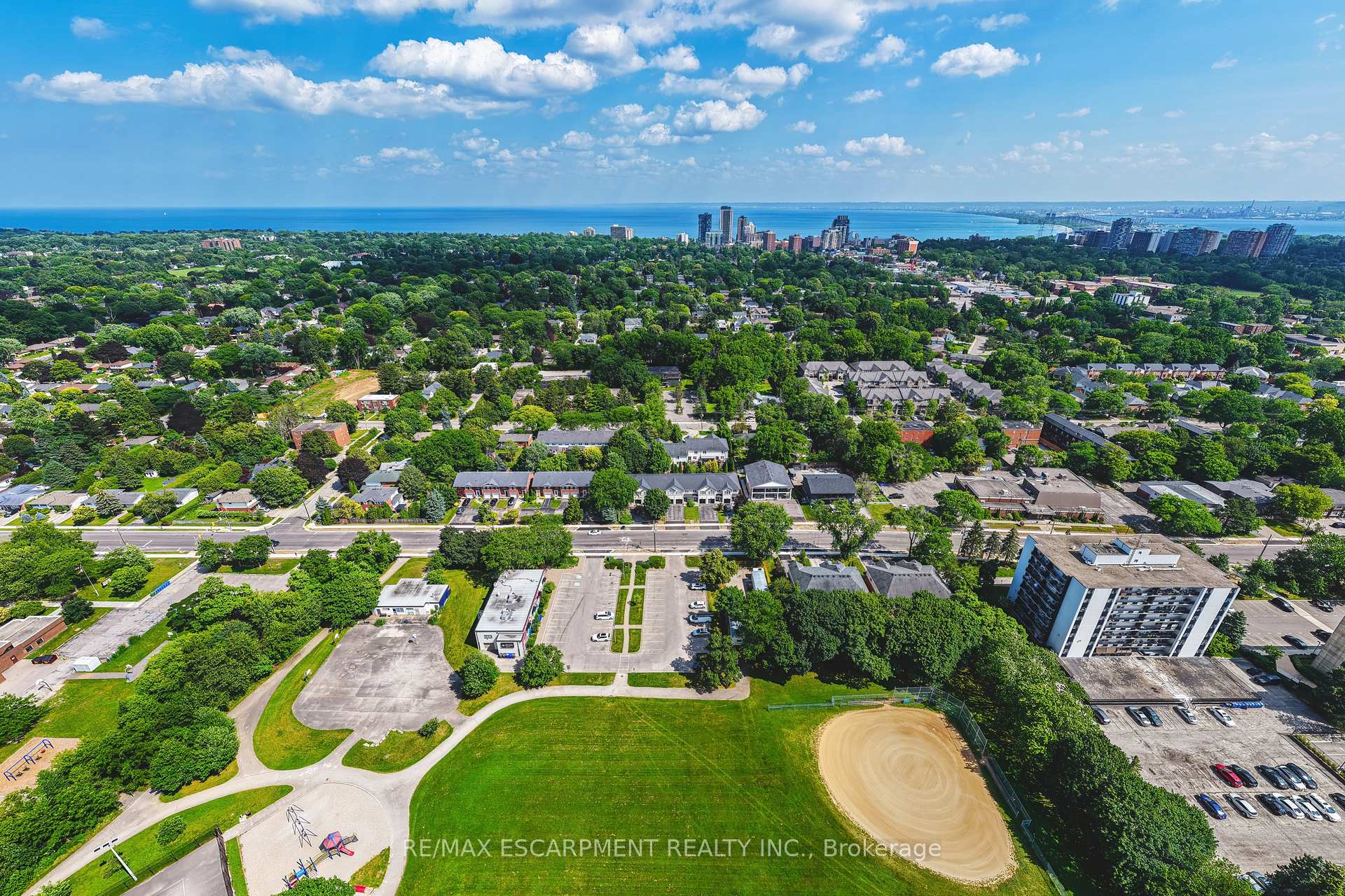 Photo 41 of Unit C, 2116 Prospect Street, Burlington, Brant — HOMEH