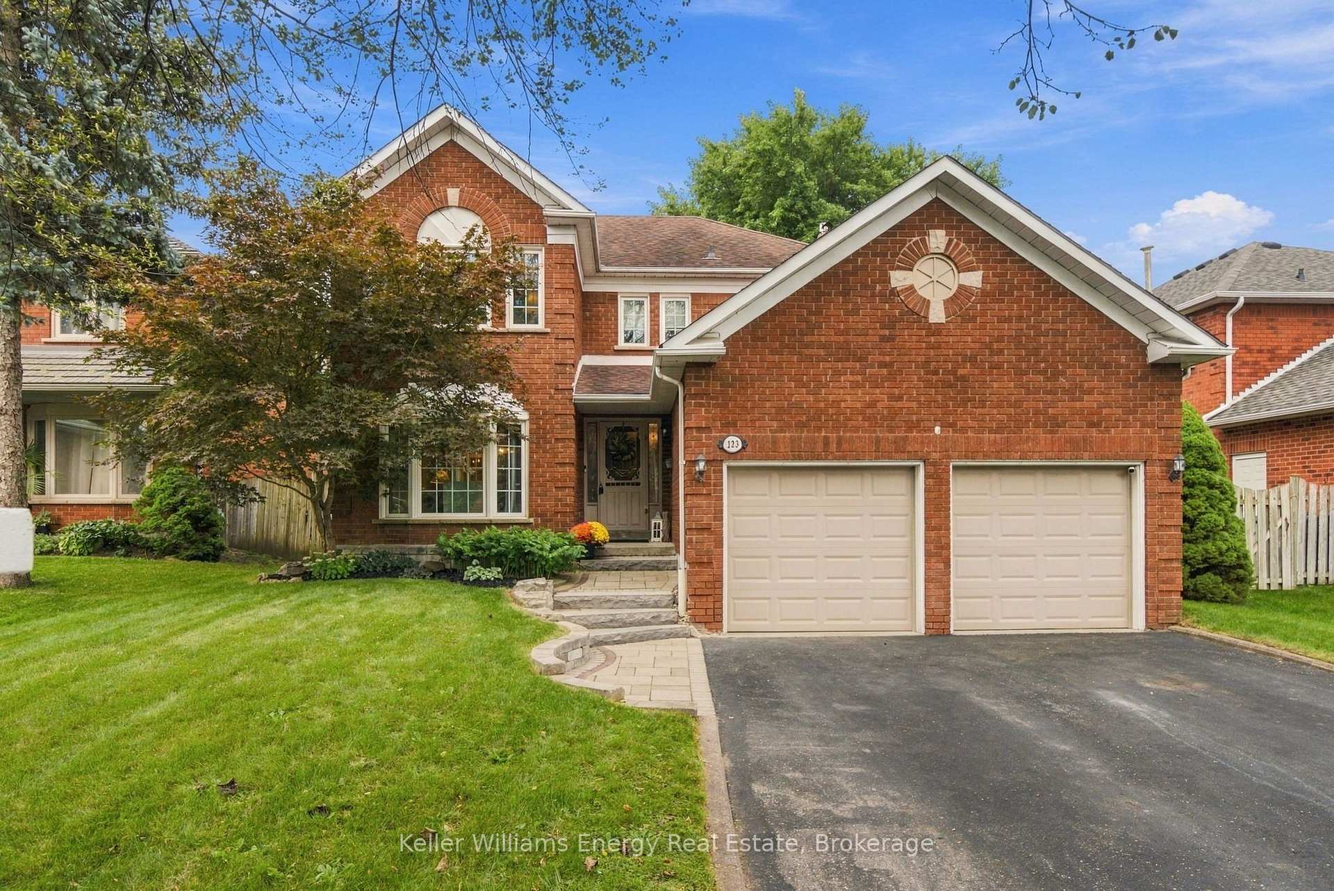 Photo 1 of 123 Erickson Drive, Whitby, Blue Grass Meadows — HOMEH