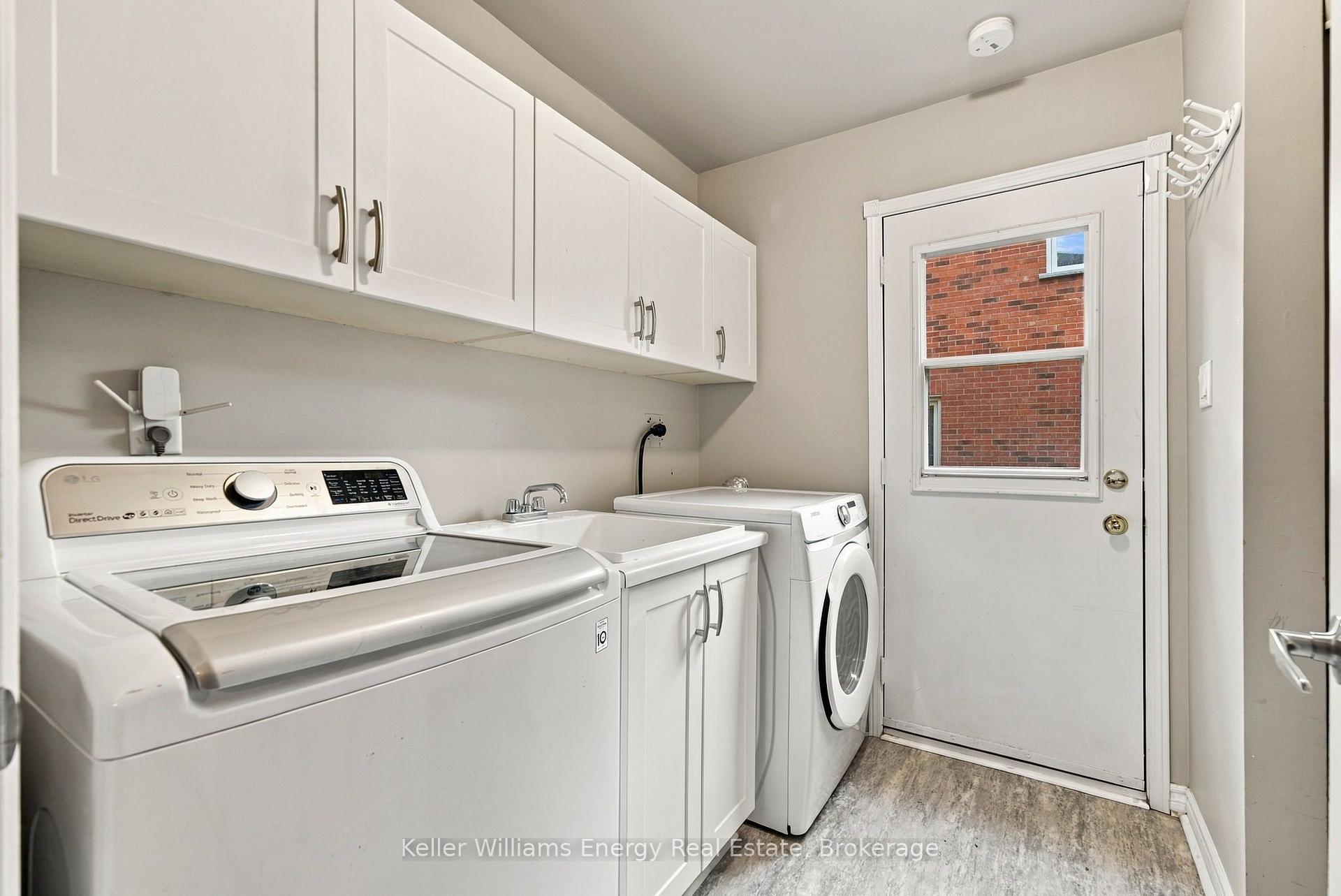 Photo 23 of 123 Erickson Drive, Whitby, Blue Grass Meadows — HOMEH