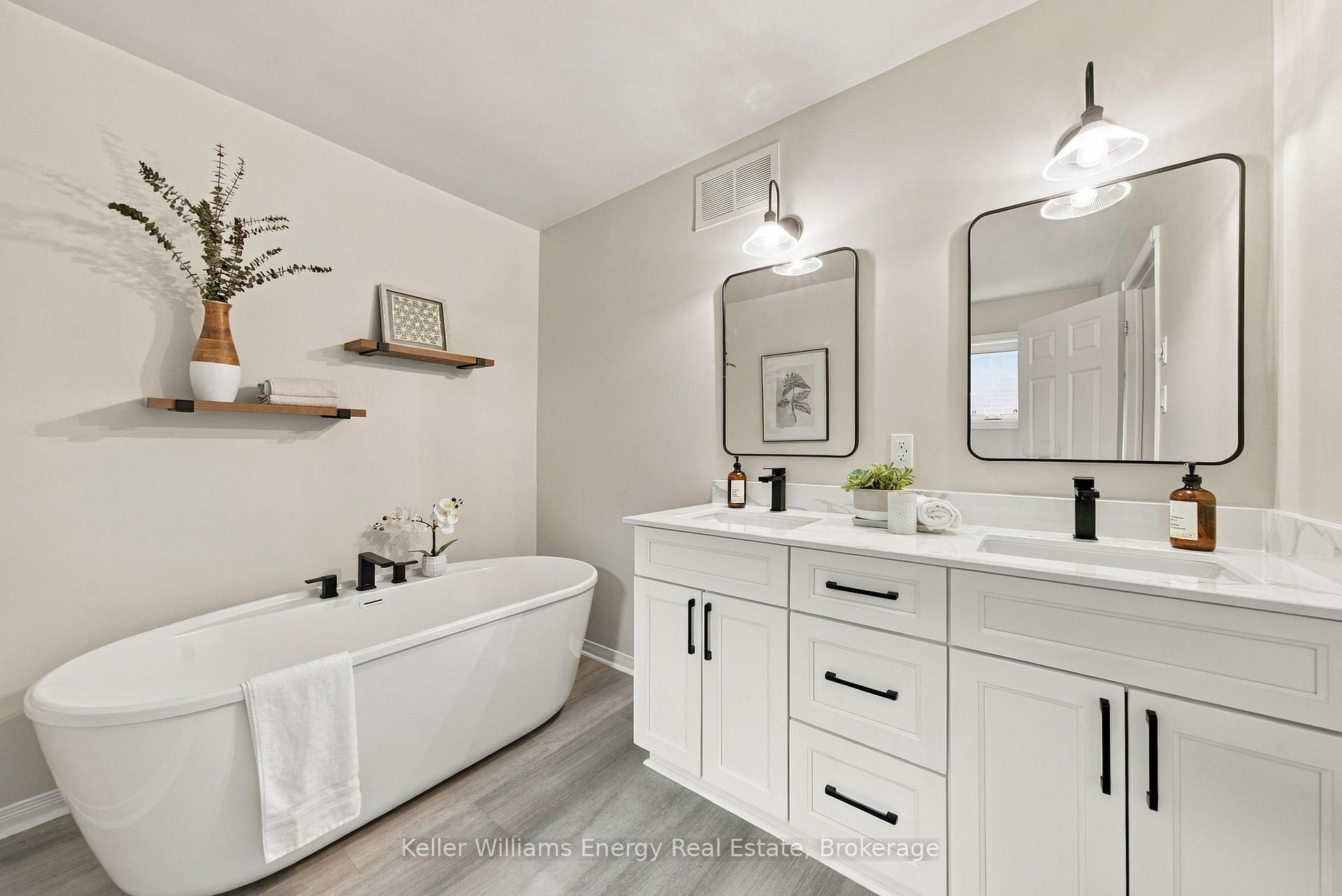 Photo 33 of 123 Erickson Drive, Whitby, Blue Grass Meadows — HOMEH