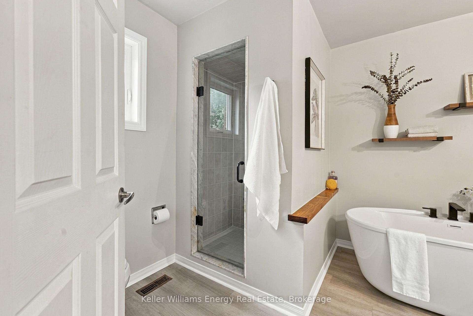 Photo 35 of 123 Erickson Drive, Whitby, Blue Grass Meadows — HOMEH