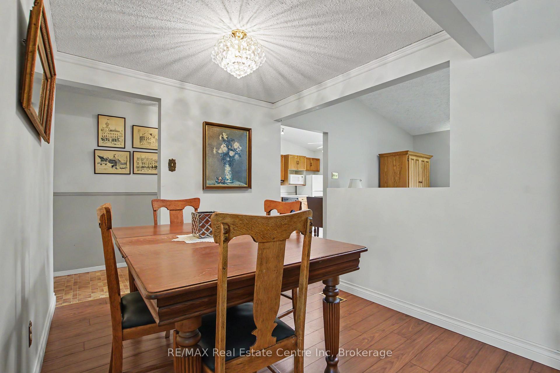 Photo 11 of Unit D, 78 Rolling Meadows Drive, Kitchener, Forest Heights — HOMEH