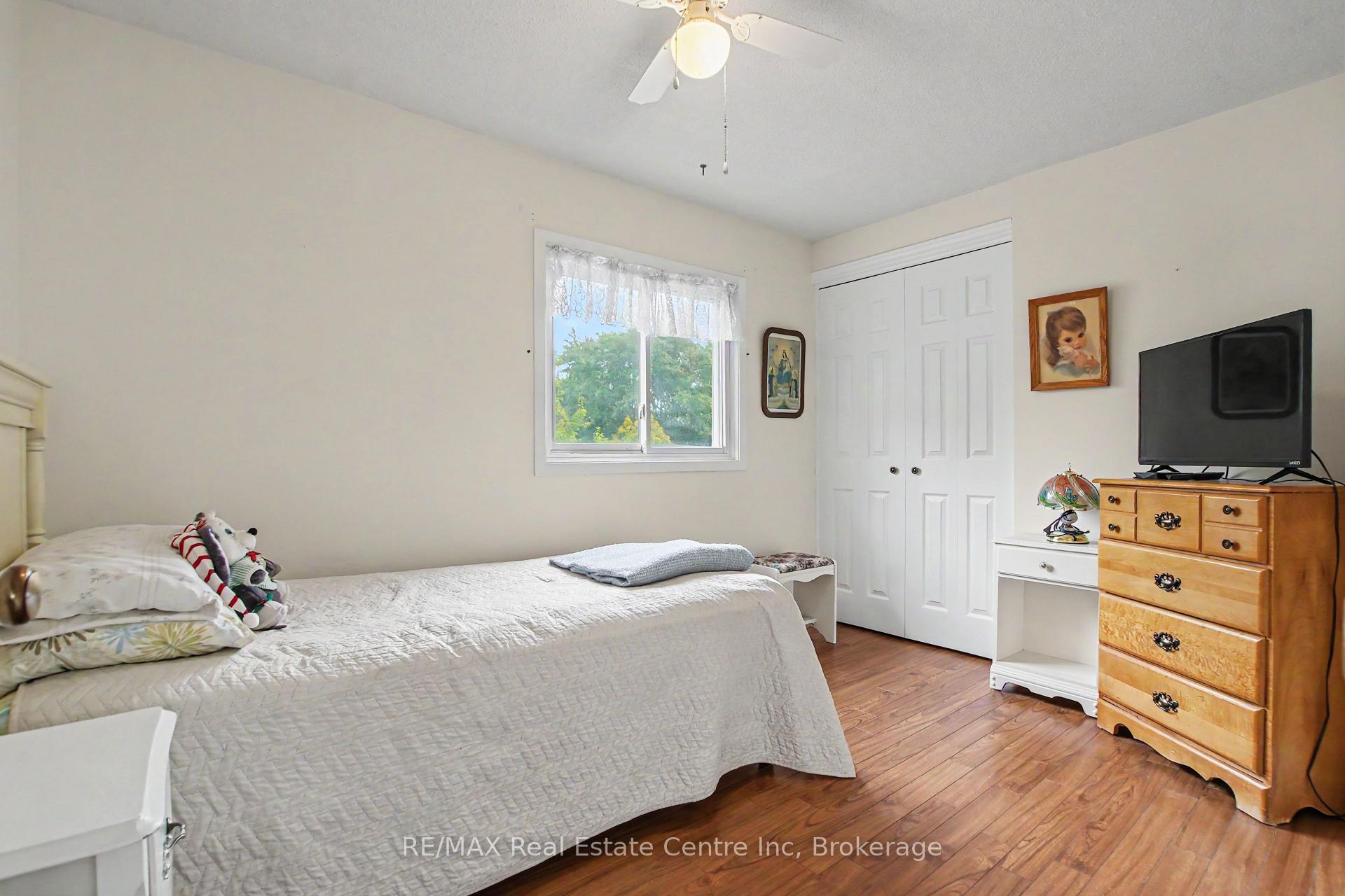 Photo 29 of Unit D, 78 Rolling Meadows Drive, Kitchener, Forest Heights — HOMEH