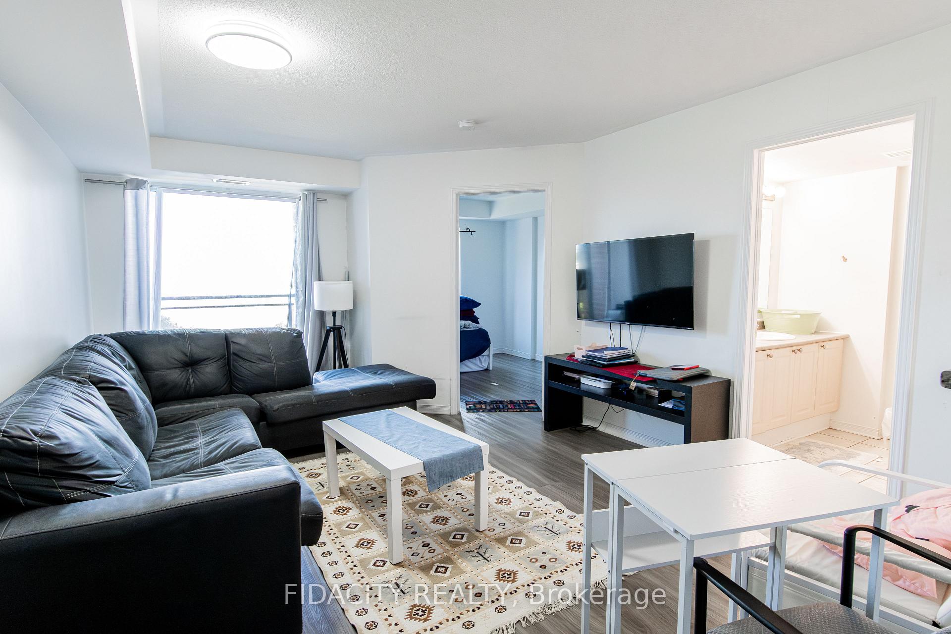 Photo 5 of Unit 8A, 310 Central Park Drive, Ottawa, Central Park — HOMEH