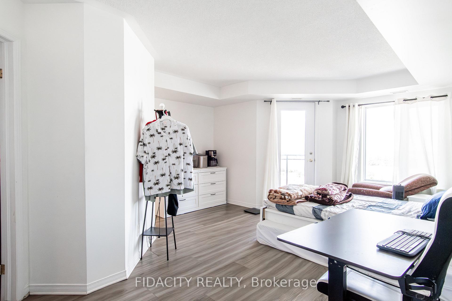 Photo 8 of Unit 8A, 310 Central Park Drive, Ottawa, Central Park — HOMEH