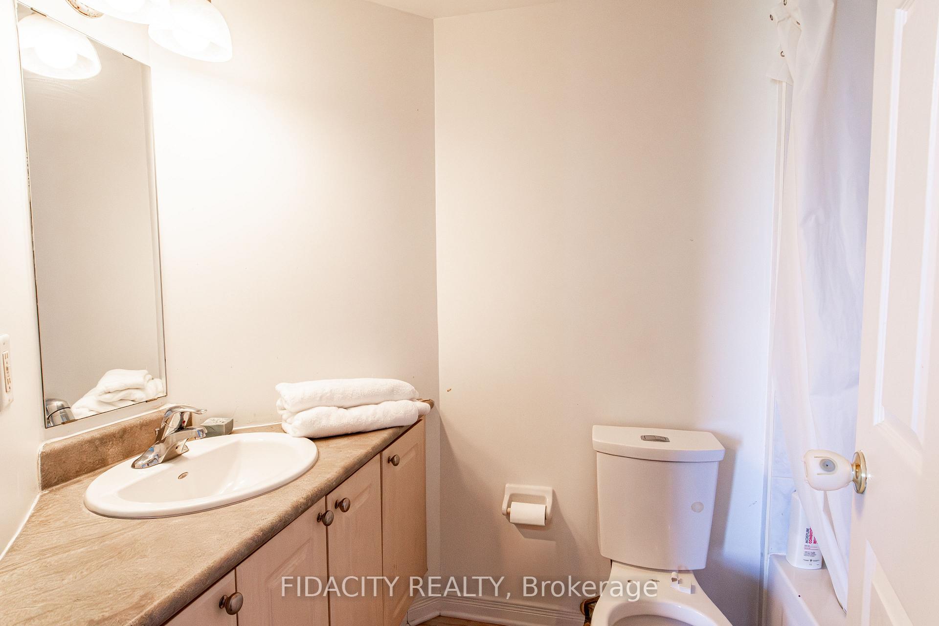 Photo 9 of Unit 8A, 310 Central Park Drive, Ottawa, Central Park — HOMEH