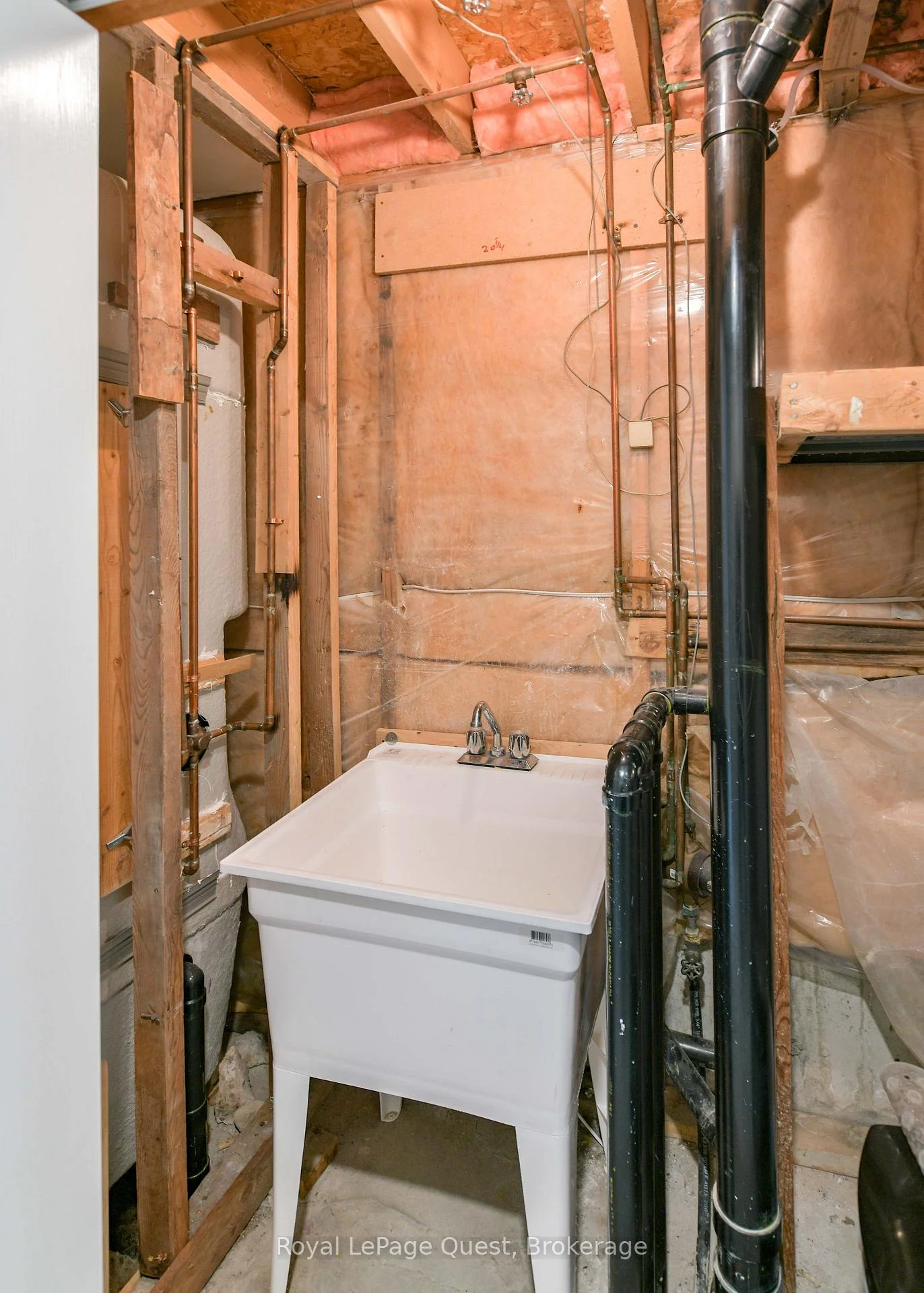 Photo 15 of 4 Kehoe Court, Orillia — HOMEH