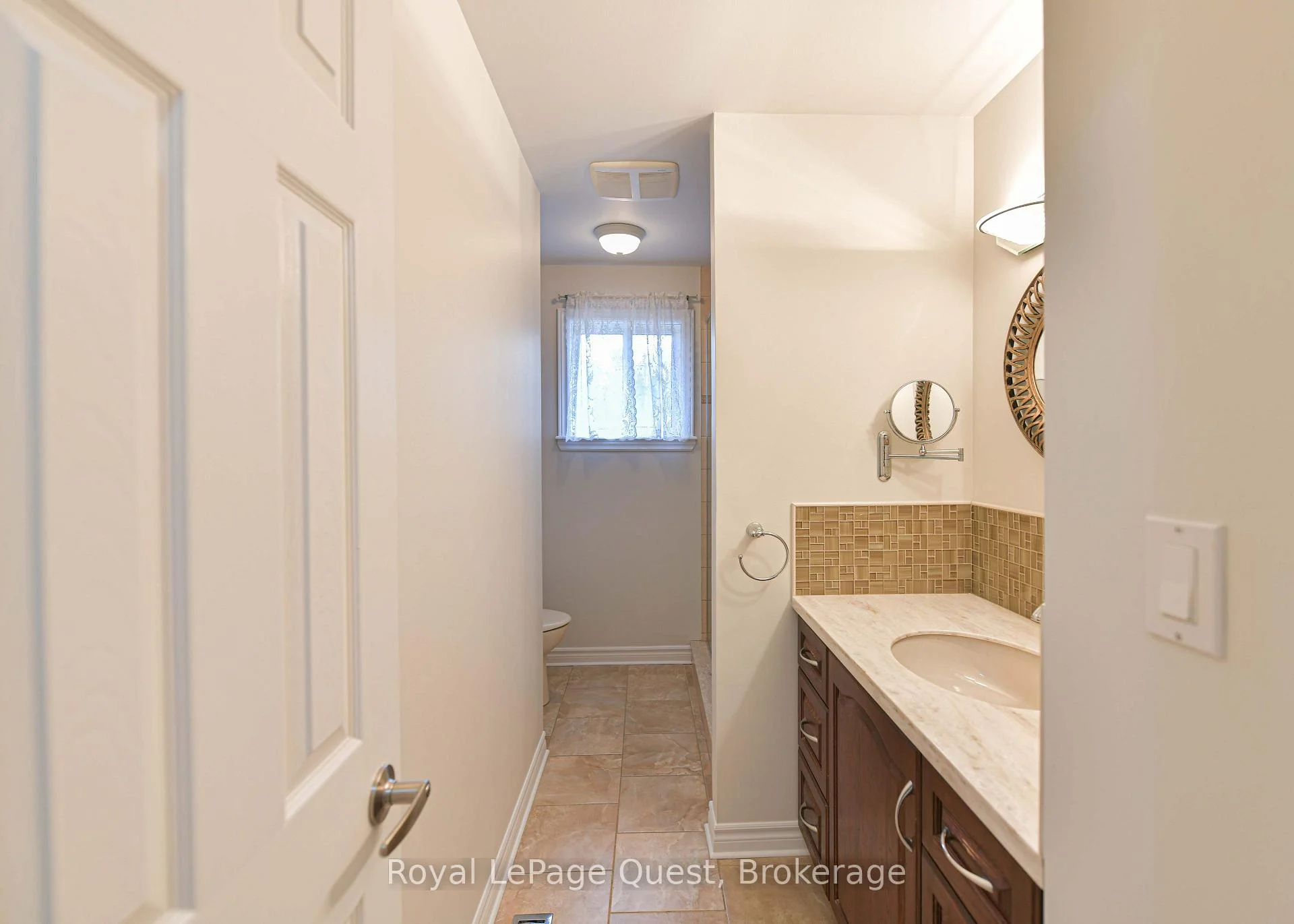 Photo 39 of 4 Kehoe Court, Orillia — HOMEH