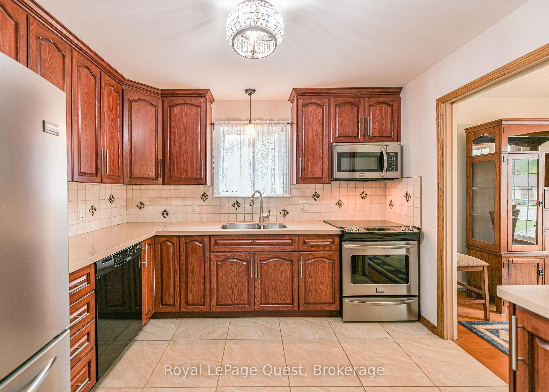 Photo 49 of 4 Kehoe Court, Orillia — HOMEH