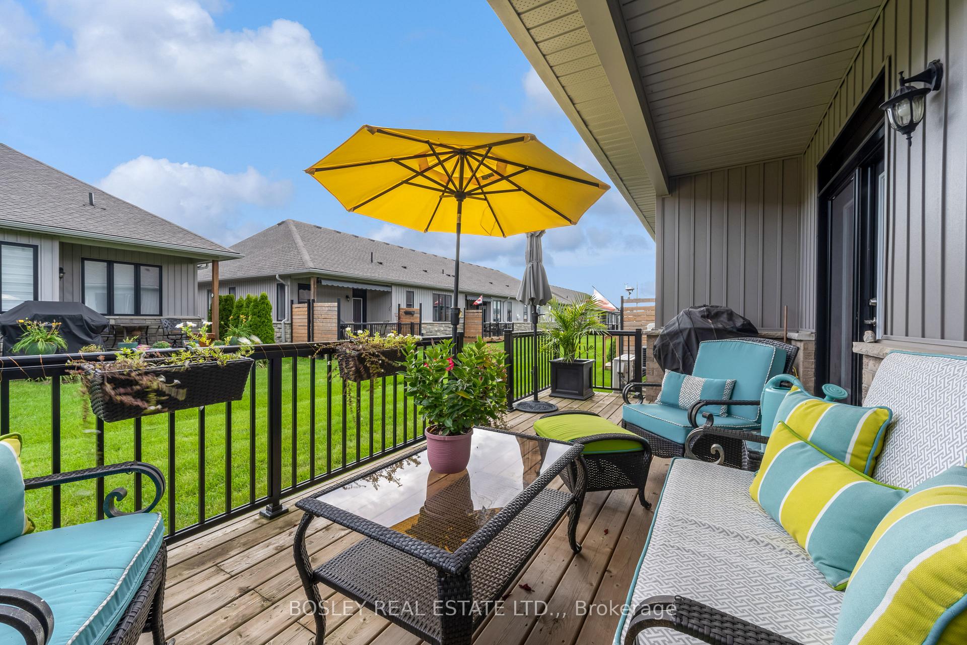 Photo 24 of 34 Borden Trail, Welland, Prince Charles — HOMEH