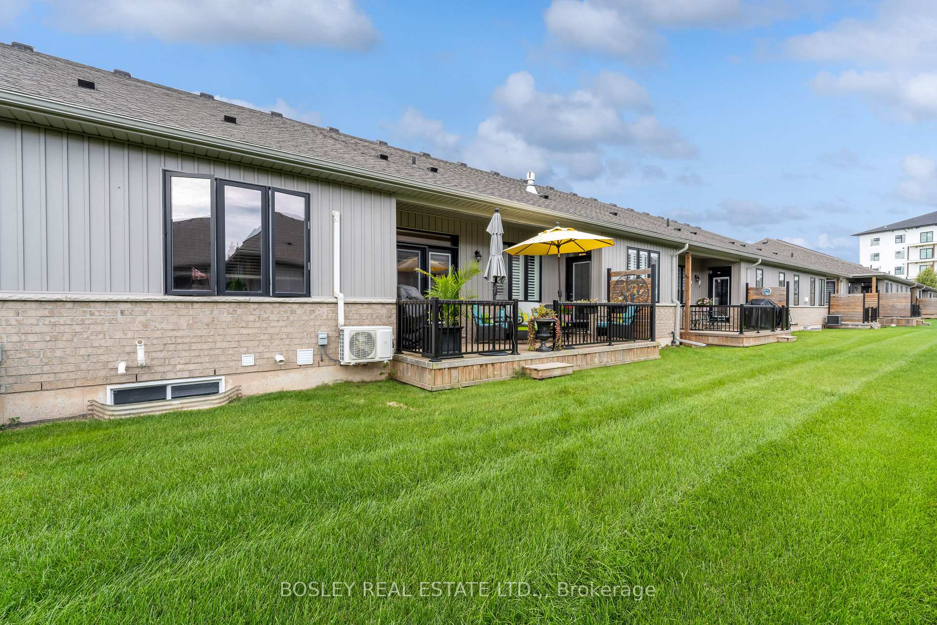 Photo 26 of 34 Borden Trail, Welland, Prince Charles — HOMEH