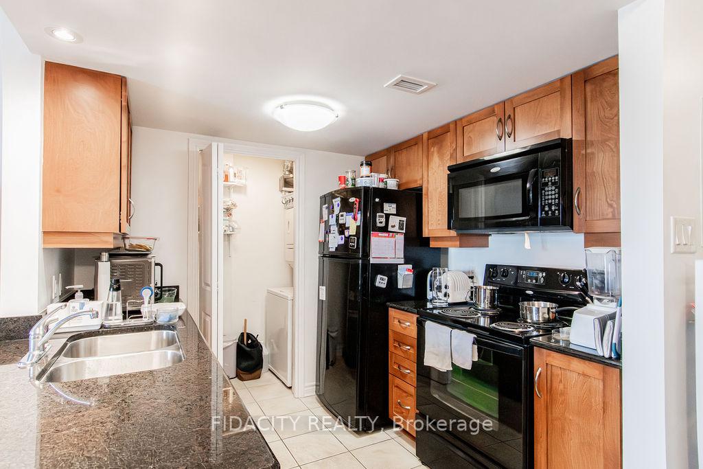 Photo 4 of Unit 602, 314 Central Park Drive, Ottawa, Central Park — HOMEH