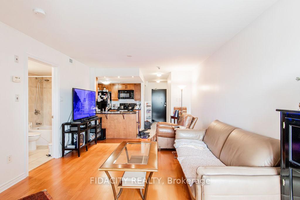 Photo 7 of Unit 602, 314 Central Park Drive, Ottawa, Central Park — HOMEH