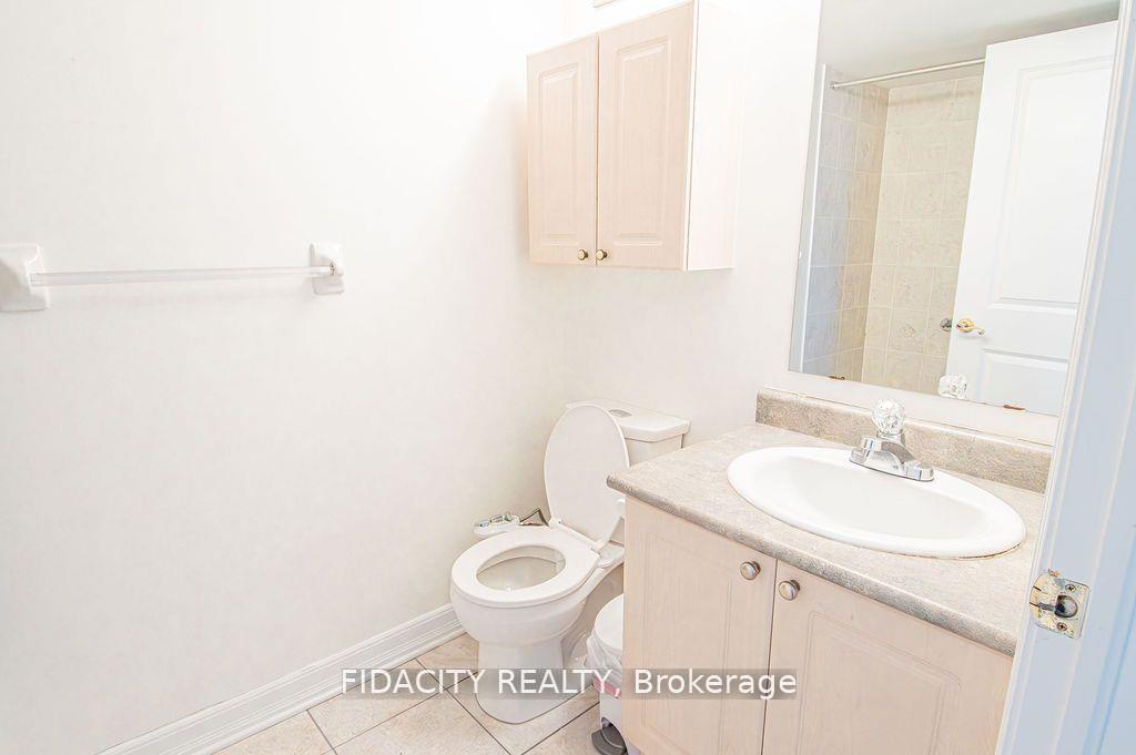 Photo 12 of Unit 4B, 310 Central Park Drive, Ottawa, Central Park — HOMEH