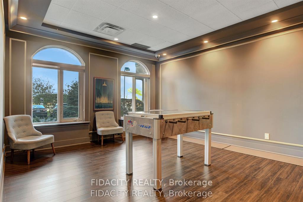 Photo 14 of Unit 4B, 310 Central Park Drive, Ottawa, Central Park — HOMEH