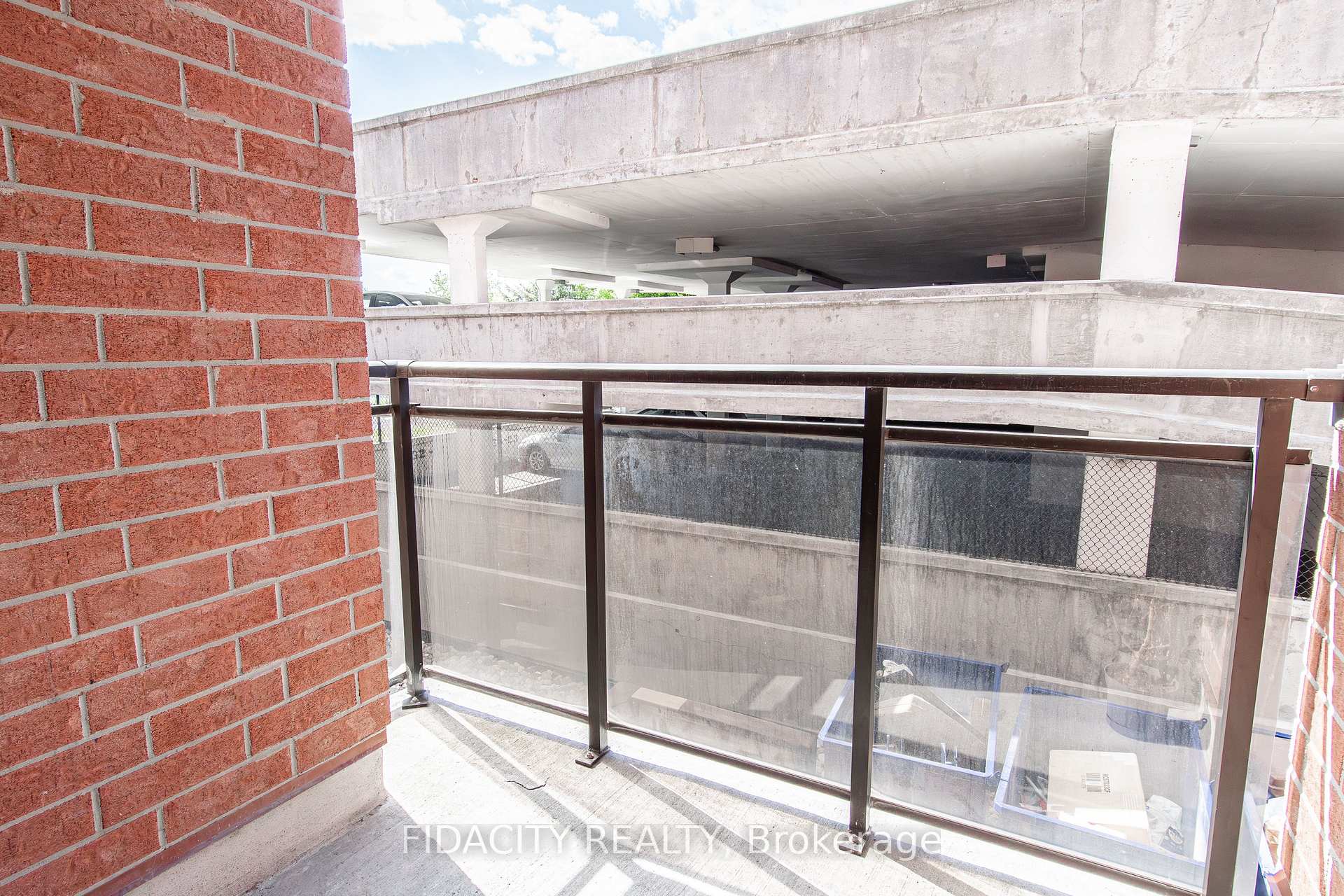 Photo 11 of Unit 2E, 310 Central Park Drive, Ottawa, Central Park — HOMEH