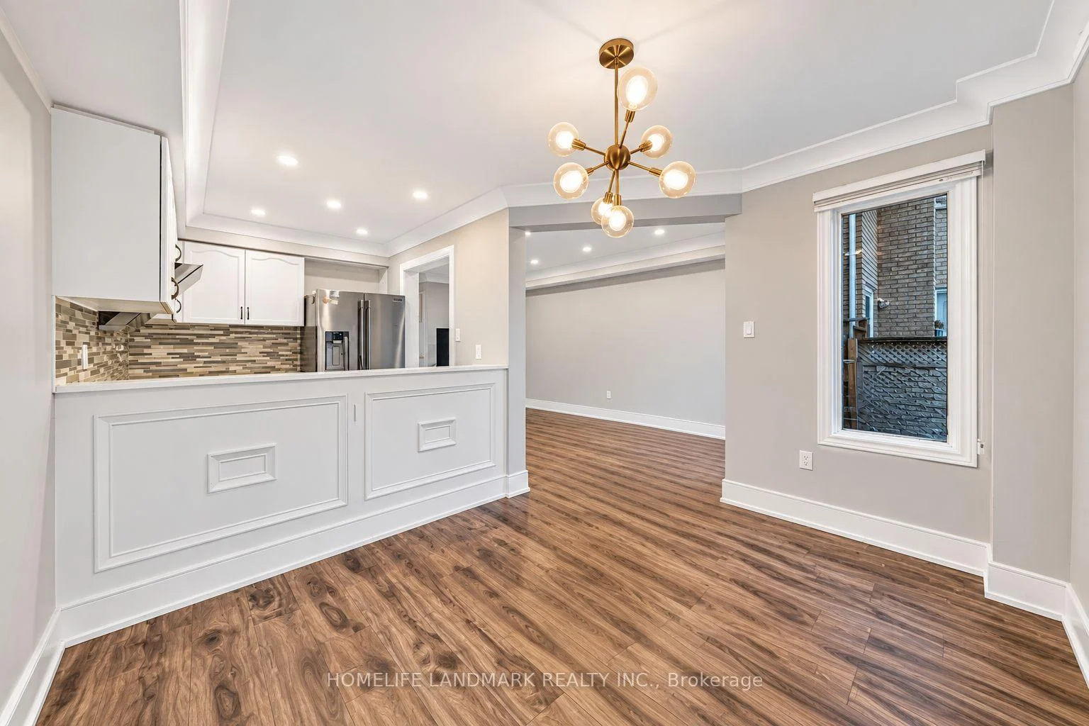 Photo 18 of 92 Denton Circle, Vaughan, Maple — HOMEH