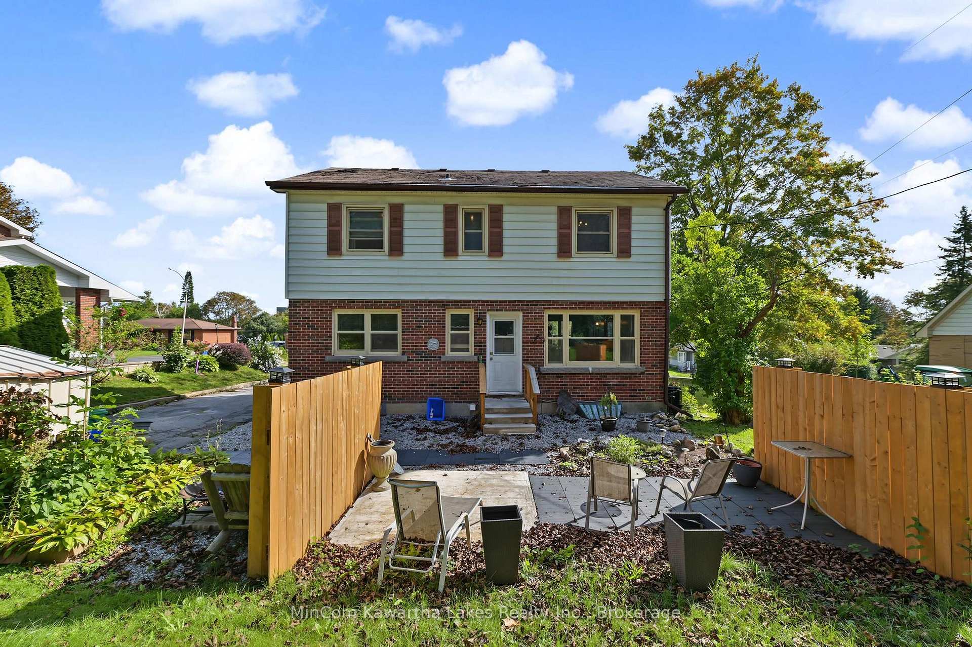 Photo 4 of 71 Greenhill Drive, Peterborough, Otonabee Ward 1 — HOMEH