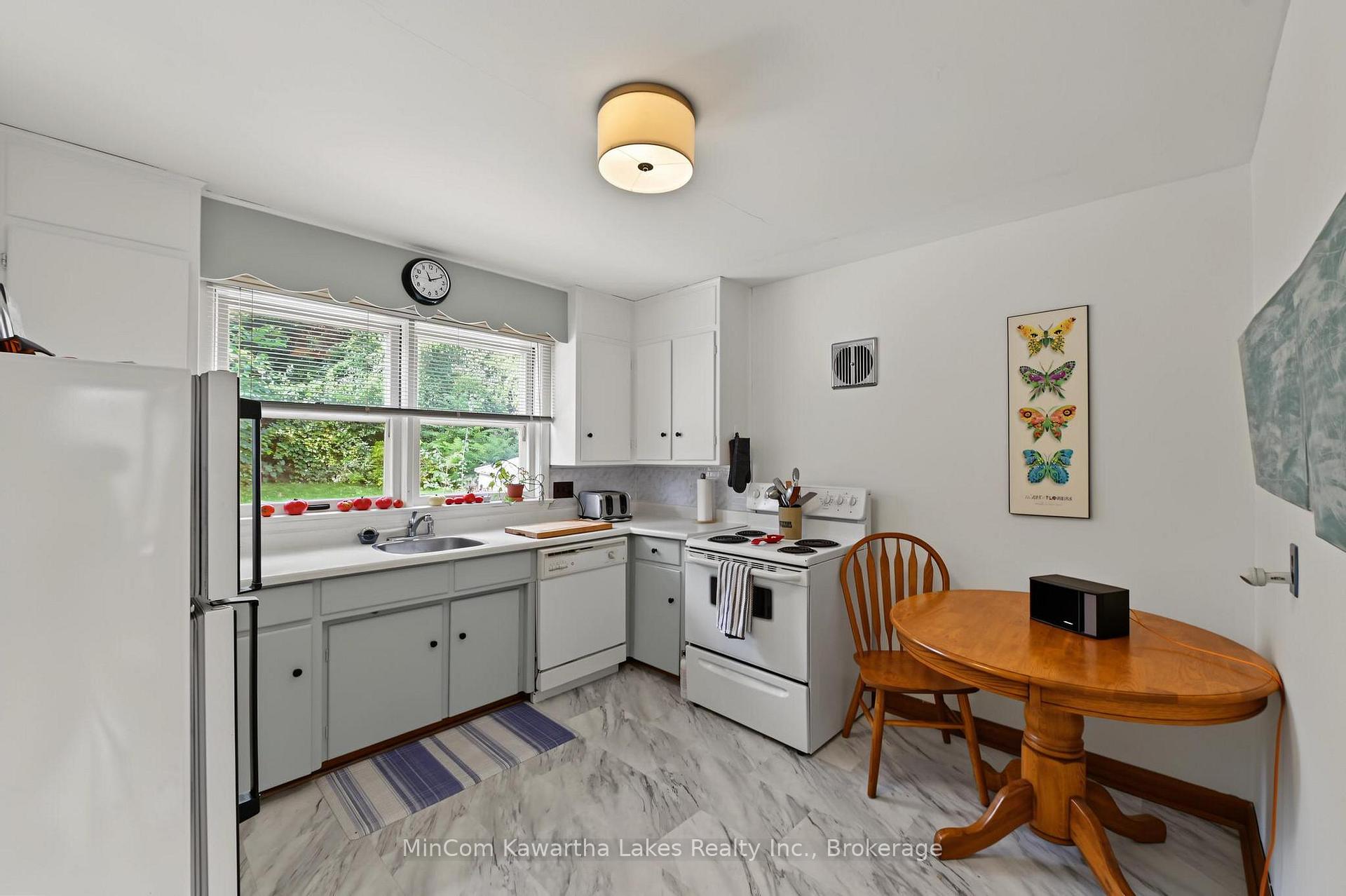 Photo 11 of 71 Greenhill Drive, Peterborough, Otonabee Ward 1 — HOMEH