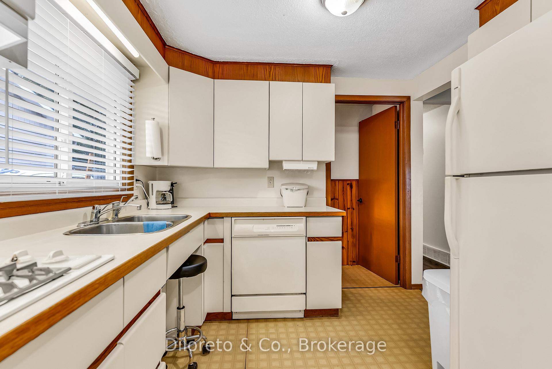 Photo 17 of 65 Mountford Drive, Guelph, Grange Road — HOMEH