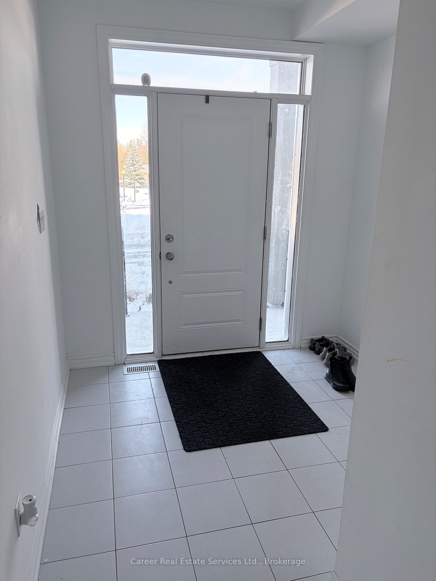 Photo 3 of 777 Chinook Path, Oshawa, Donevan — HOMEH